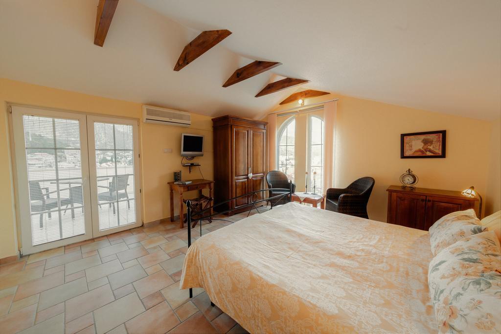 Damonte - Apartments And Rooms Budva Exterior photo