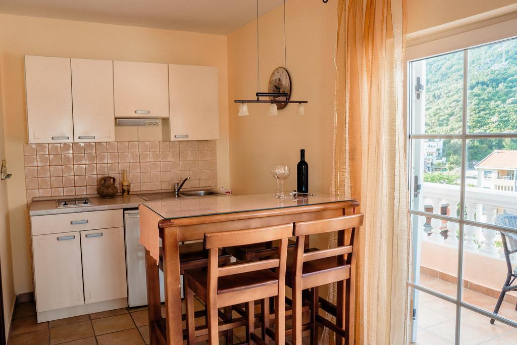 Damonte - Apartments And Rooms Budva Exterior photo