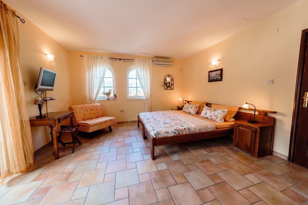 Damonte - Apartments And Rooms Budva Exterior photo