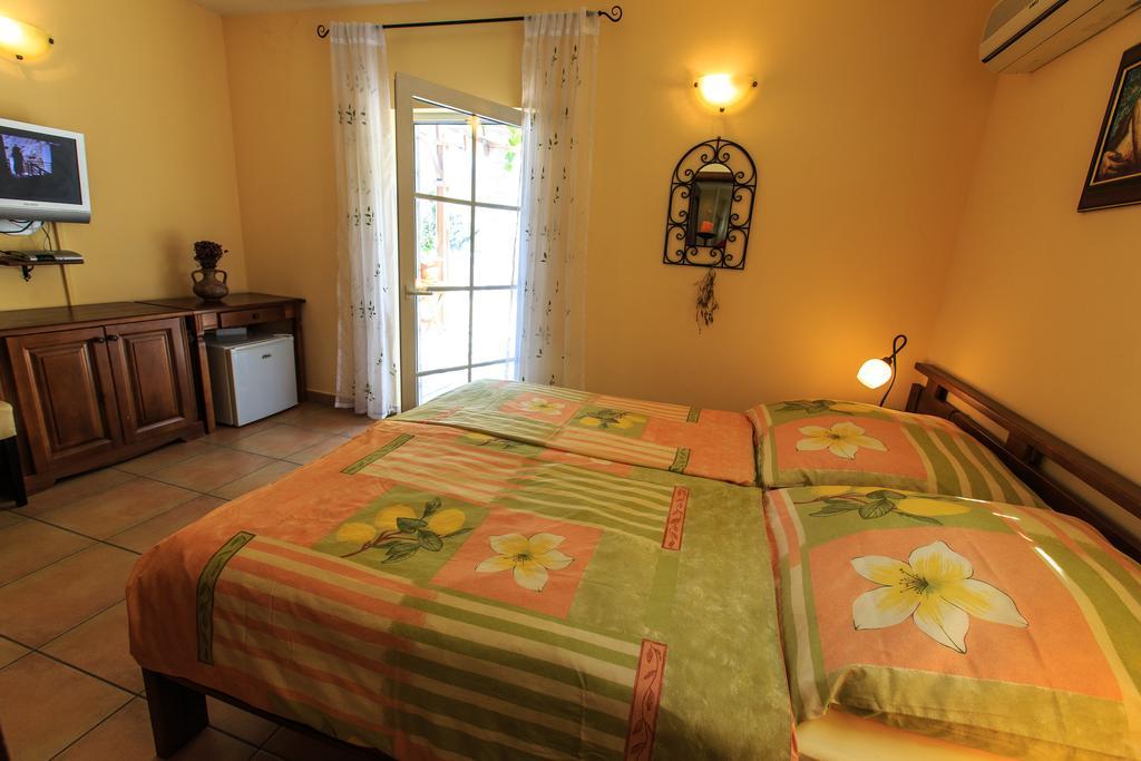 Damonte - Apartments And Rooms Budva Exterior photo